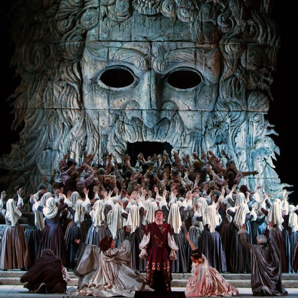 Опера у вас дома: лучшиее постановки онлайн