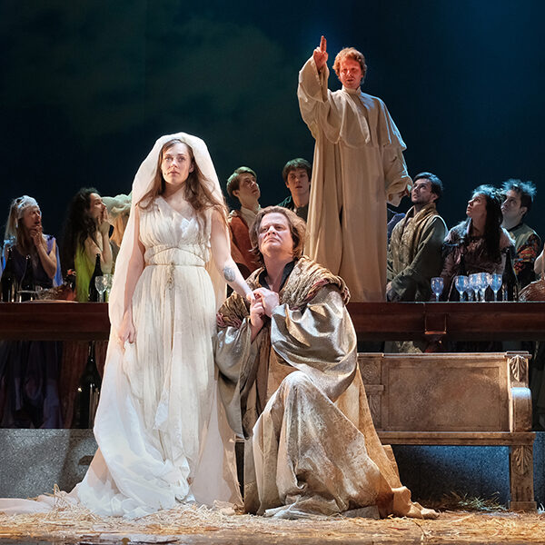 Спектакль «Декамерон. Любовь во время чумы» в театре «Et Cetera»