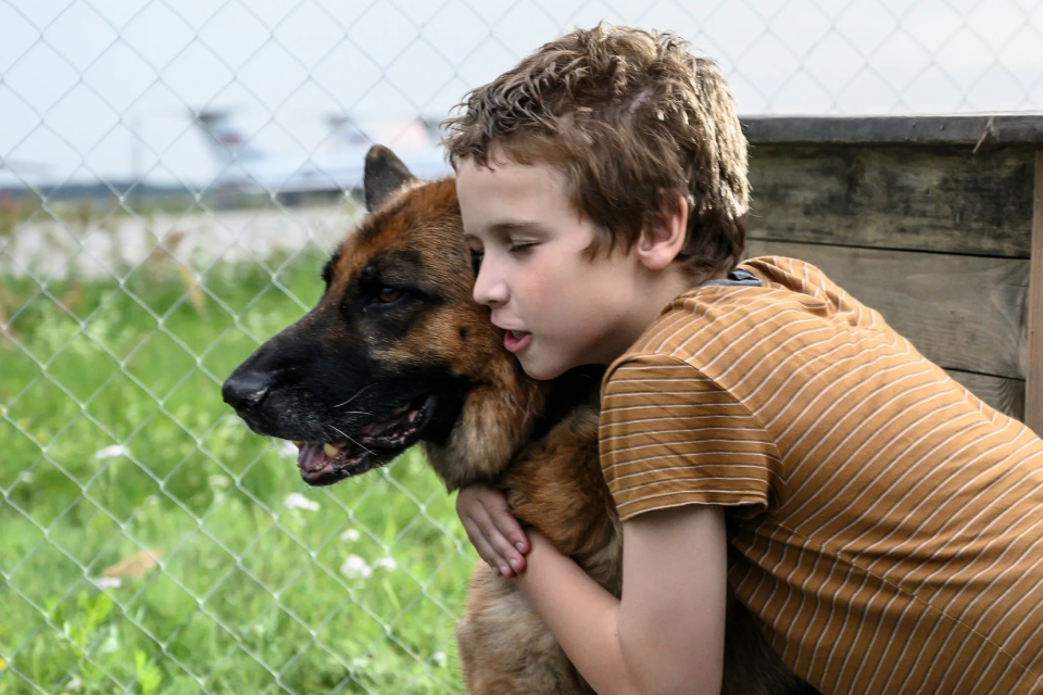 10 лучших фильмов для детей 2021 года: про сестер-волшебниц, Тома и Джерри и белку-супергероя