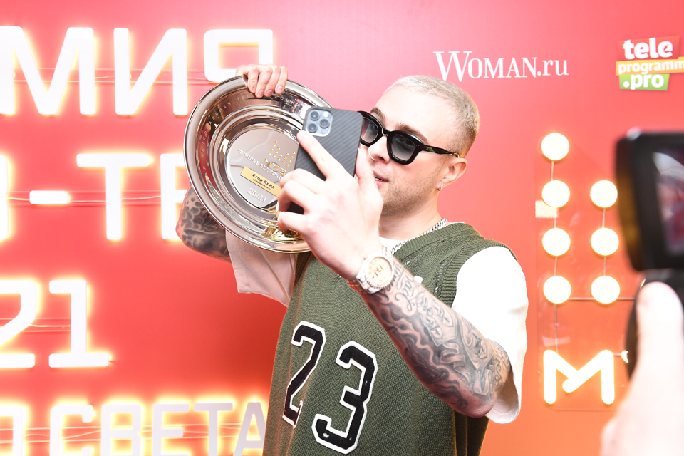 Победители премии Муз-ТВ 2021: Ольга Бузова, Даня Милохин и Slava Marlow остались без наград