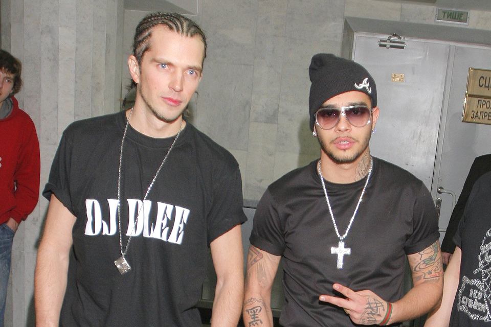 Теңізде жалаңаш күн ванналары порно секс