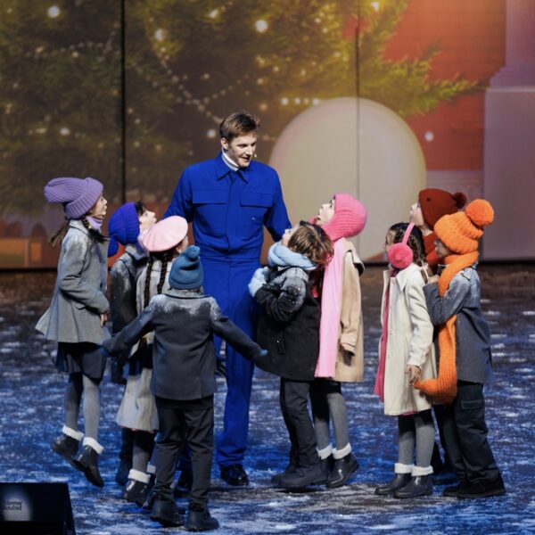 Шоу «Дядя Степа. Говорят: под Новый год...»