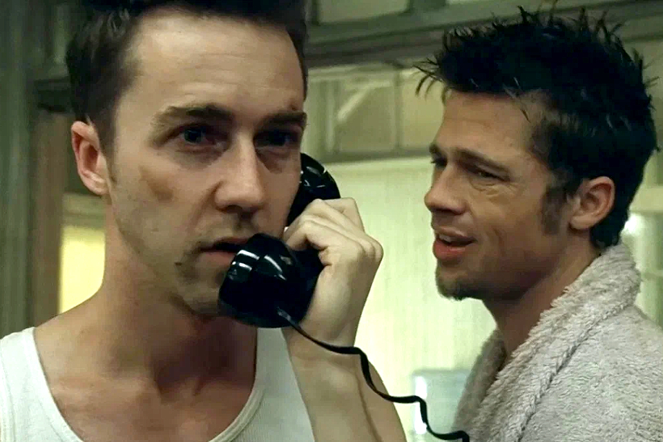 Скрытый смысл фильма «Бойцовский клуб»: почему в конце рушатся небоскребы