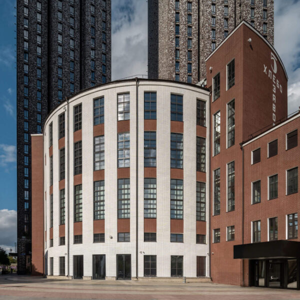 Выставка «Путь к авангарду: диалоги художников в журнале “А-Я”» в Центре «Зотов»