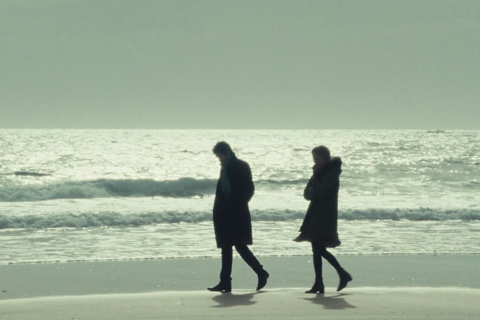 Стоит ли смотреть фильм  «(Не)бывшие» (2024): «У меня был выбор — либо поехать на эвтаназию, либо на талассотерапию»