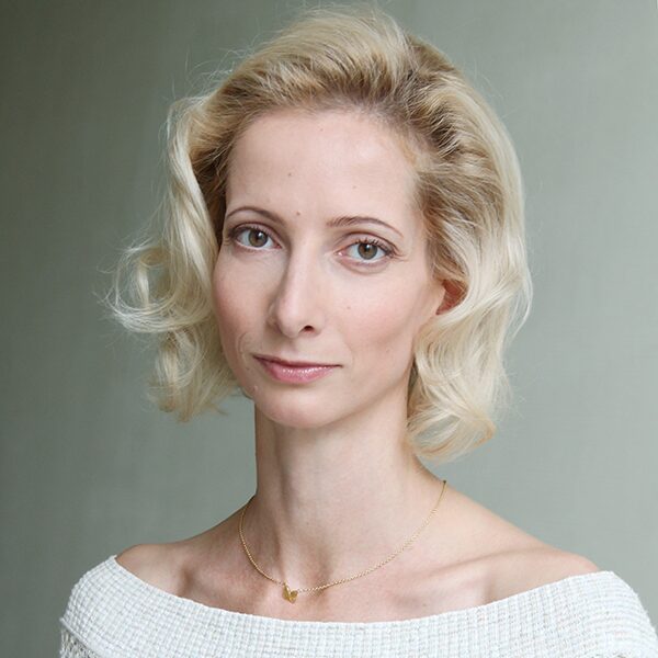 Спектакль «Мама» в МХТ Чехова