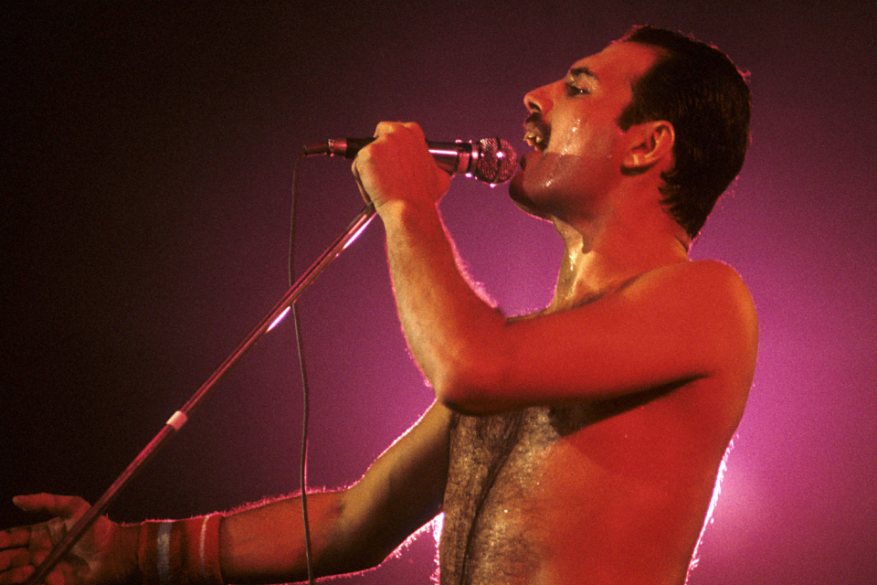 Песне «Богемская рапсодия» группы Queen — 50 лет: секрет успеха и почему продюсеры пророчили провал