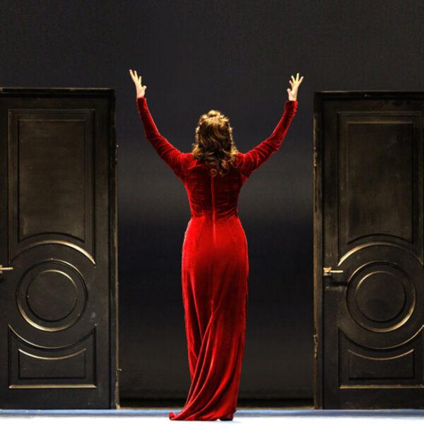 Спектакль «Маленькая опера» в Малом театре