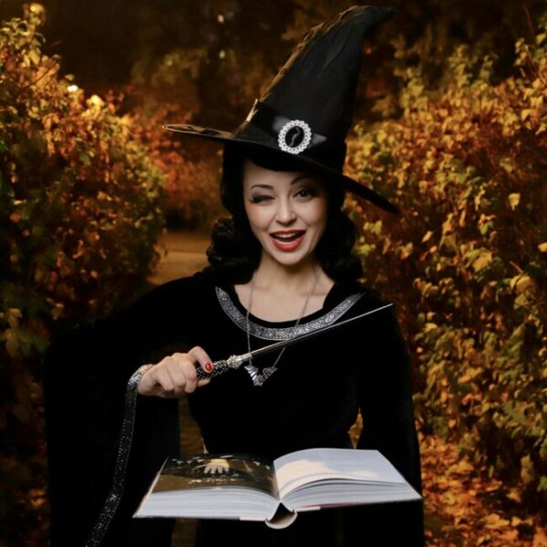 Шоу Ляли Бежецкой «Ночь в кабаре»