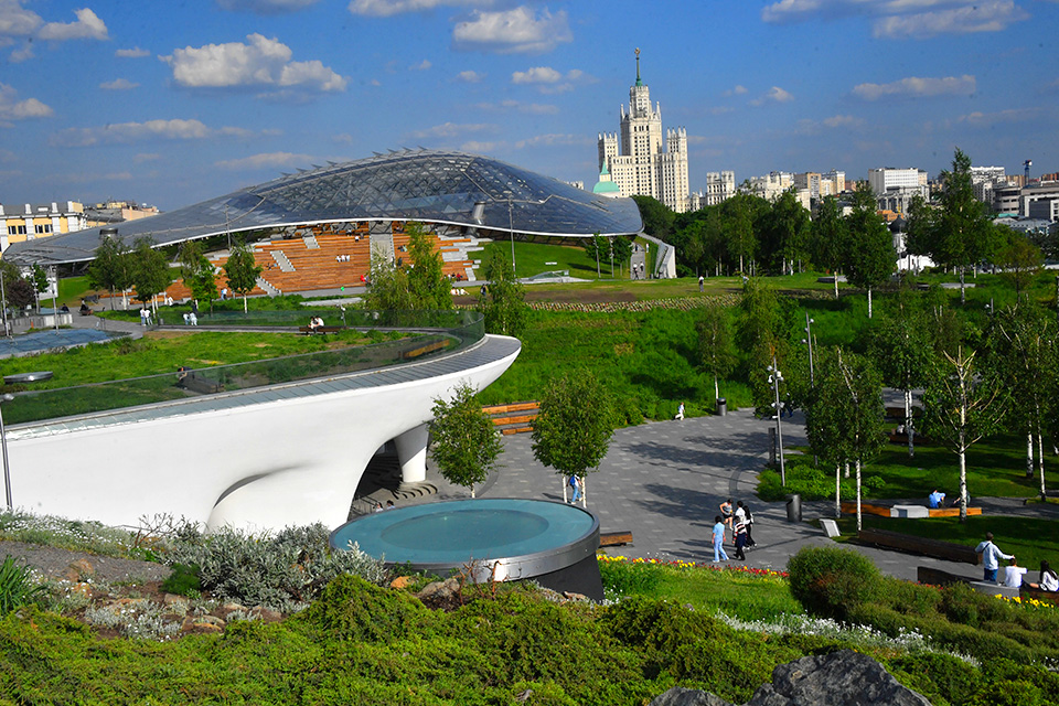 Природно-ландшафтный парк `Зарядье`