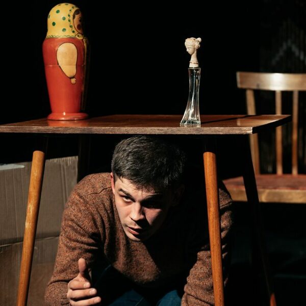 Спектакль «Похороните меня за плинтусом»