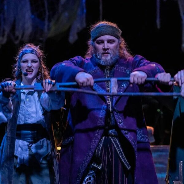 Спектакль «Сокровища Флинта»