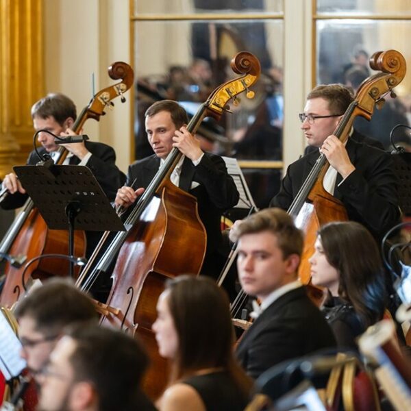 Театрализованный концерт-променад «Музыка – это все!»