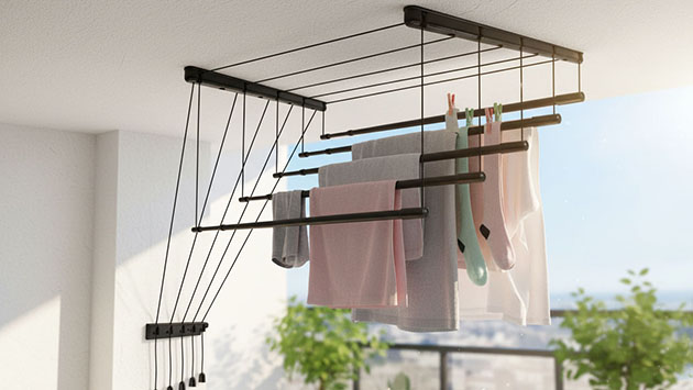 ANYDAY TELESCOP BLACK. Фото: Ян Ляпин / Нейросеть