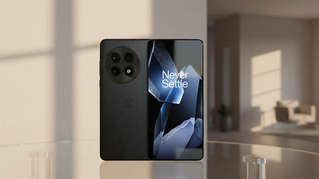 OnePlus 13. Фото: Ян Ляпин / Нейросеть