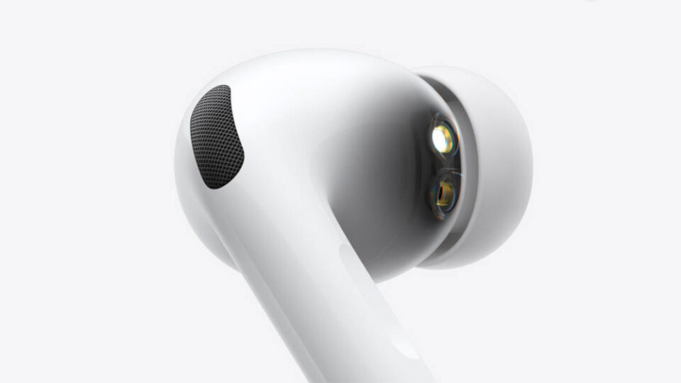 Apple AirPods Pro 3. Фото: Apple