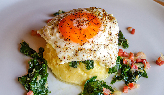 Яйца с зеленью