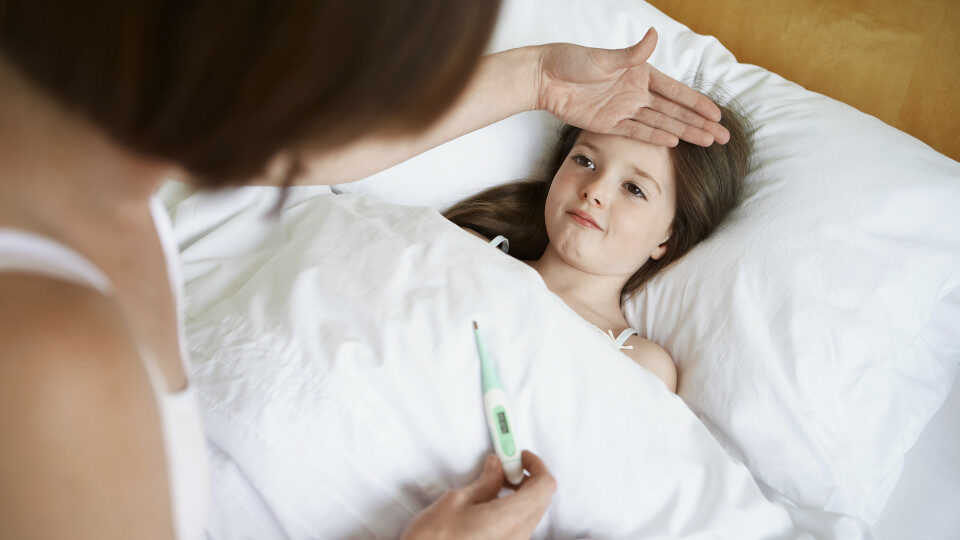 Как сбить температуру у ребенка