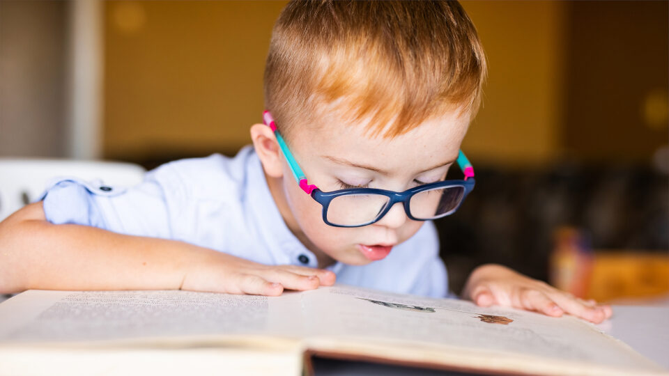 9 лучших витаминов для глаз для детей в 2025 году