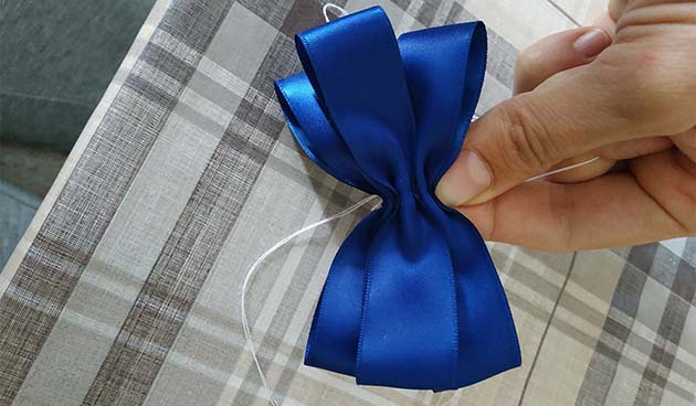 Бантик на резинке для волос