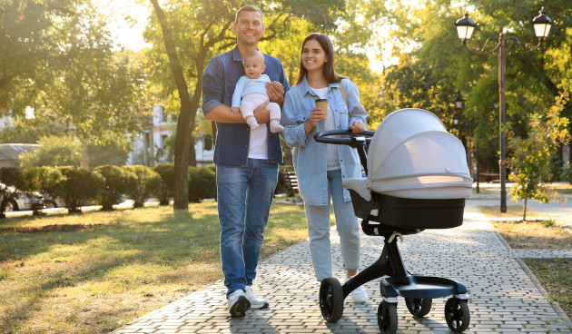 Как одевать детей на прогулку в зависимости от сезона и погоды