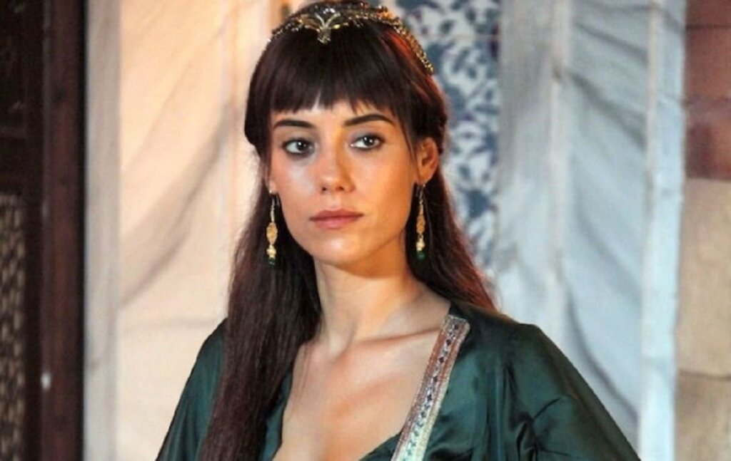 Причина, по которой в реальности Фирузе никогда не смогла бы попасть на хальвет к Сулейману