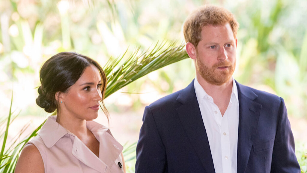 Меган Маркл и принц Гарри повязли в долгах