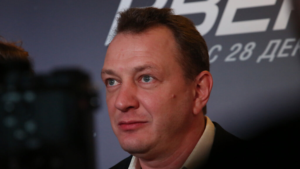 Изгнанный из театра Марат Башаров пожаловался на безденежье