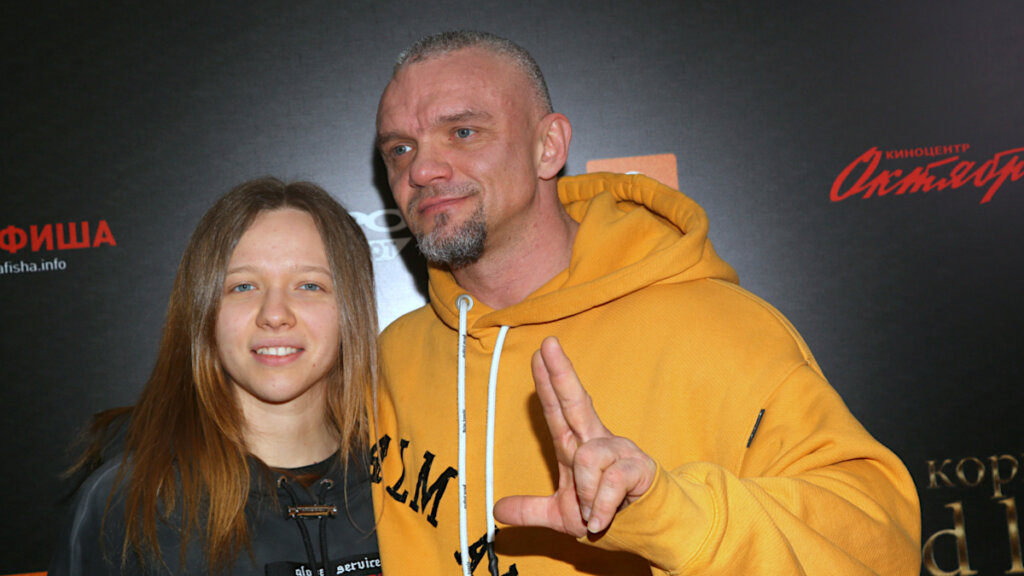 50-летний Владимир Епифанцев женился на молодой избраннице