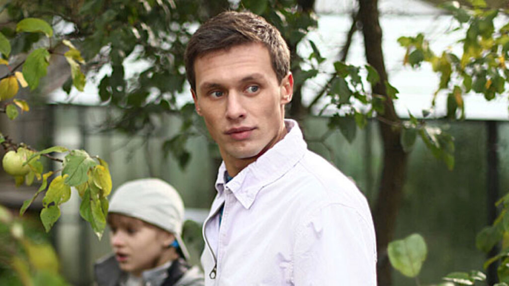 Как живет звезда сериала «Практика» Эльдар Лебедев