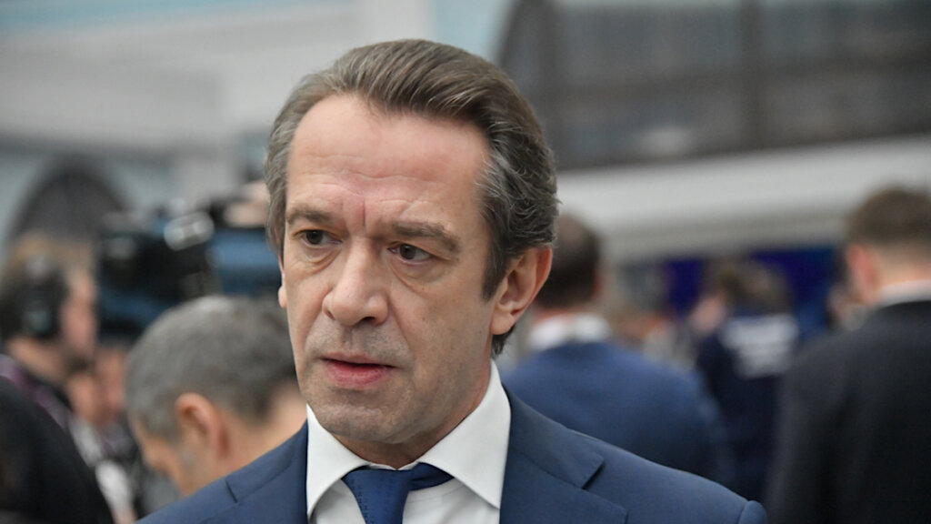 Американская дочь больше года не разговаривает с Владимиром Машковым