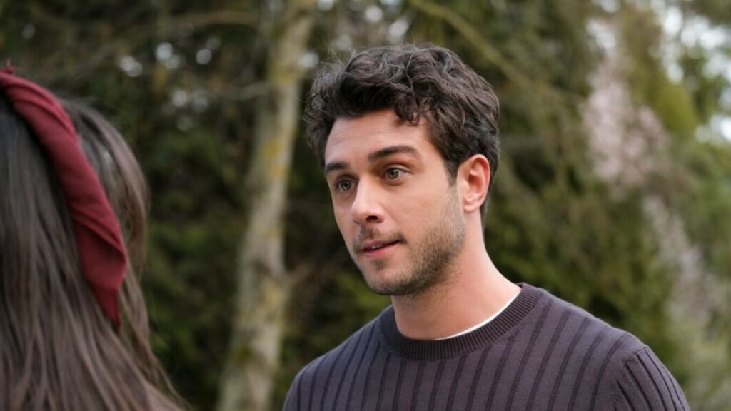 Турецкий сериал «Соседняя комната» экстренно закрыли, а судьба «Зимородка» висит на волоске