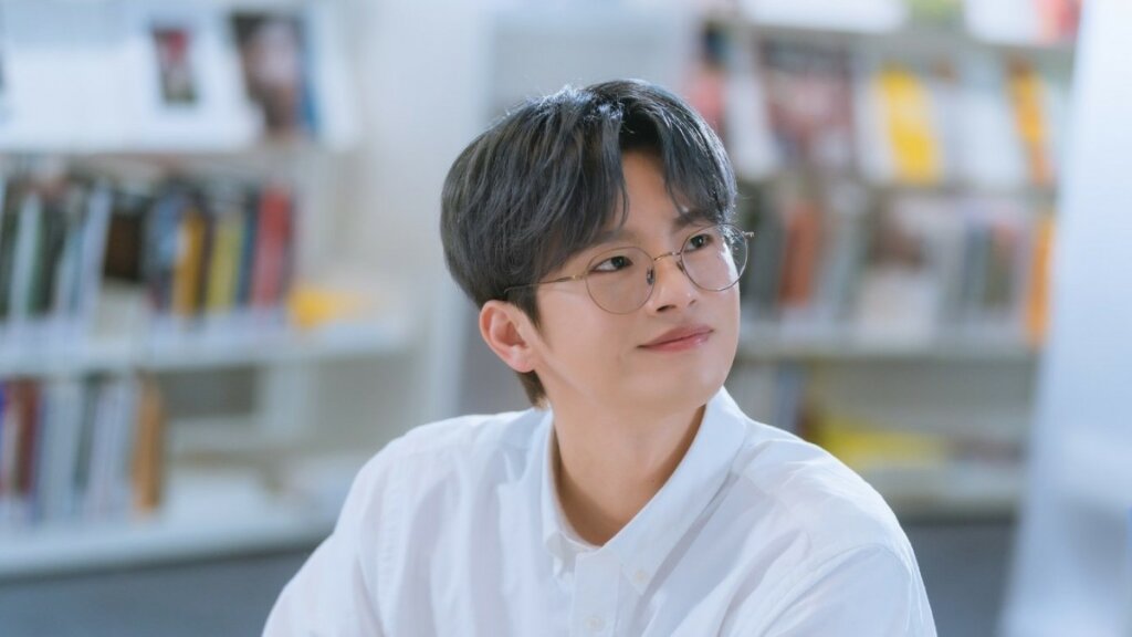 Болел булимией, обожает шоколад и объедается курицей при стрессе: интересные факты и биография Со Ин-гука