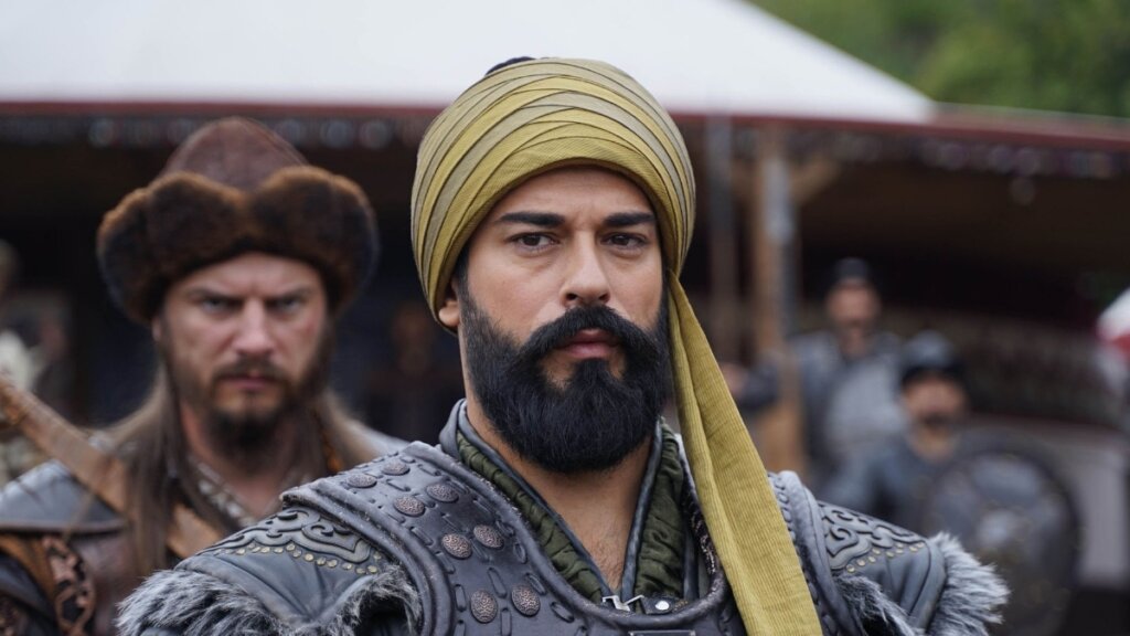 Бурак Озчивит заговорил на русском (видео)