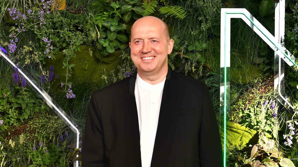 Еще один холостяк теперь занят: Сергей Бурунов перестал скрывать избранницу