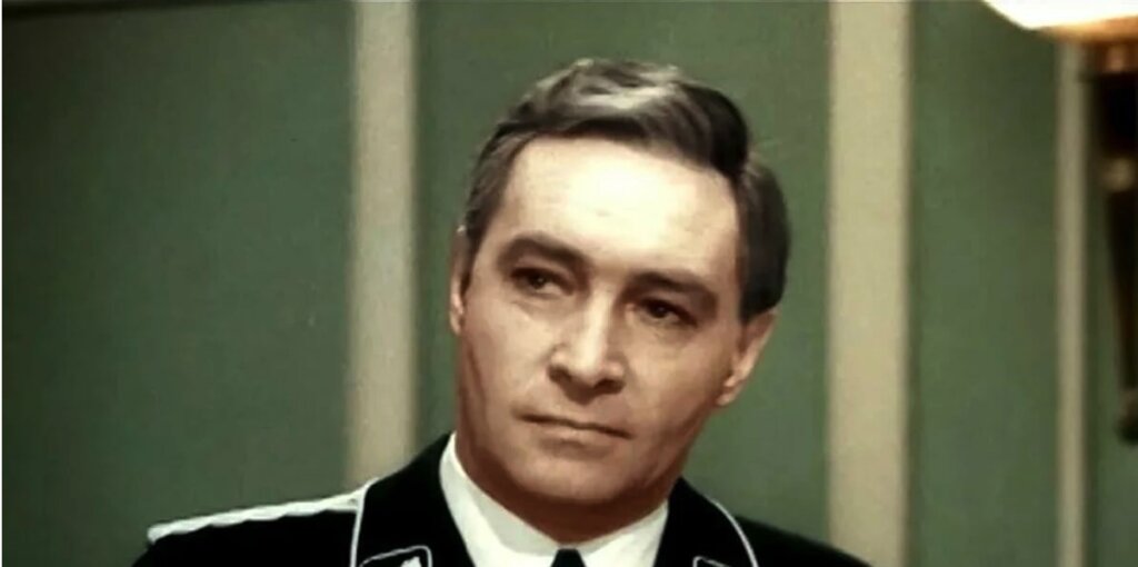 В экранизации Юлиана Семенова роль Исаева-Штирлица исполнит Вячеслав Тихонов