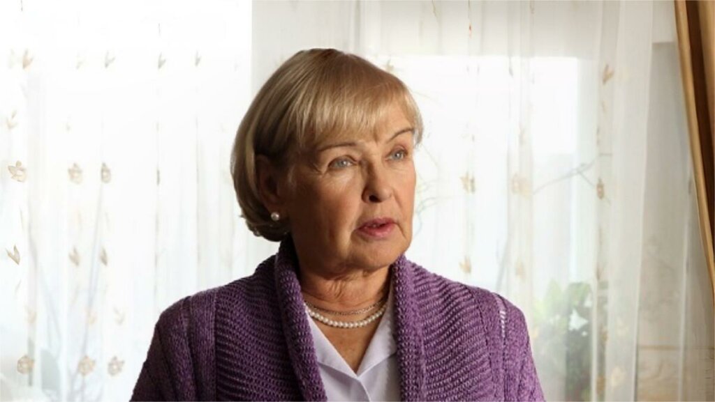 Как сейчас живет актриса Ада Роговцева: Ненависть к русским, похороны мужа  и сына