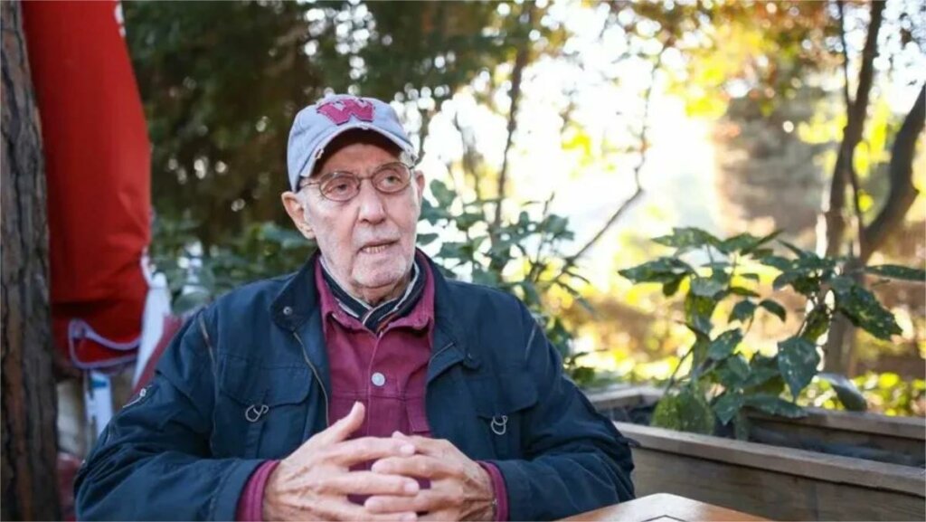 Скончался известный турецкий актер Ильхан Шешен