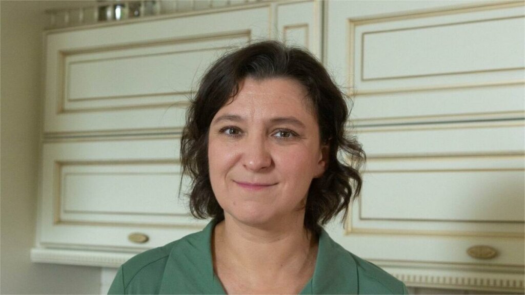 Четверо детей, удар от близких и любящий муж: как живет актриса Олеся Железняк