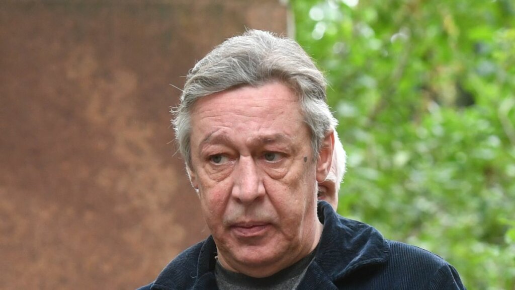 Сын Михаила Ефремова сильно страдает из-за болезни: и вот почему