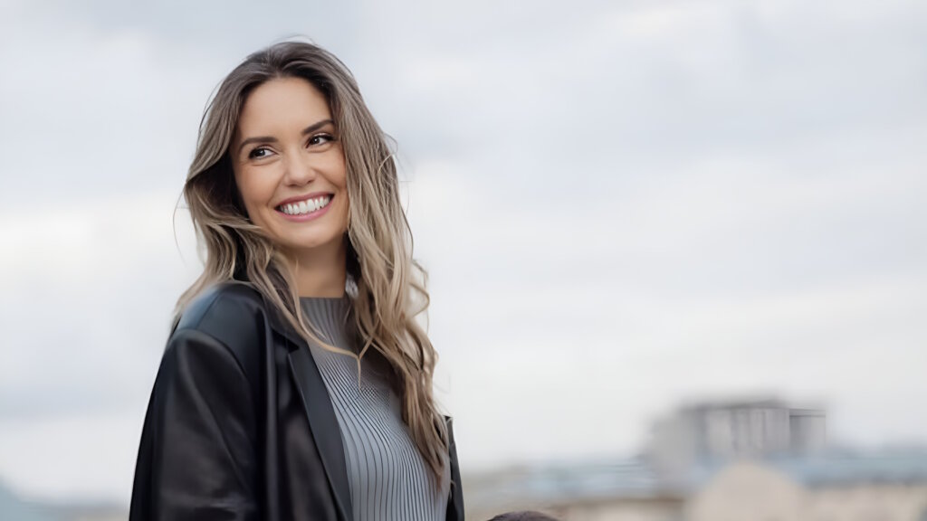 Агата Муцениеце прощается с коллективом: уходит в декрет