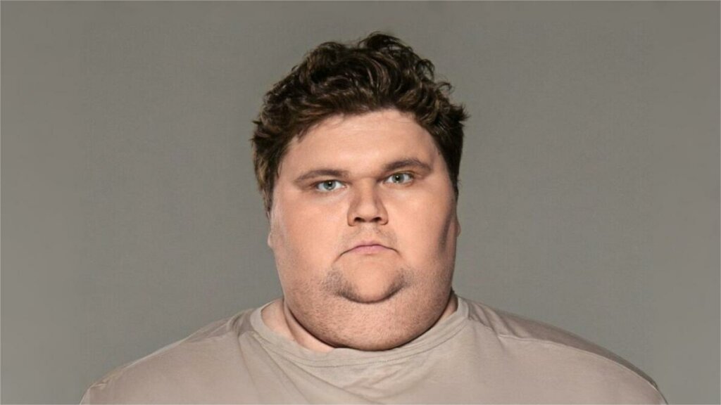 Располнел до 300 кг и медленно умирал: жизнь звезды сериала «Доктор Рихтер» висит на волоске