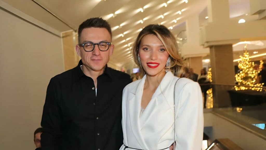 Тодоренко снимала мучившегося от судорог из-за отравления Топалова ради контента