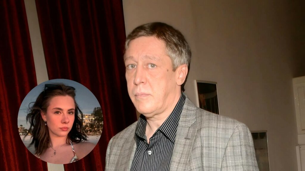 Переехавшая в США младшая дочь Михаила Ефремова снялась в бикини