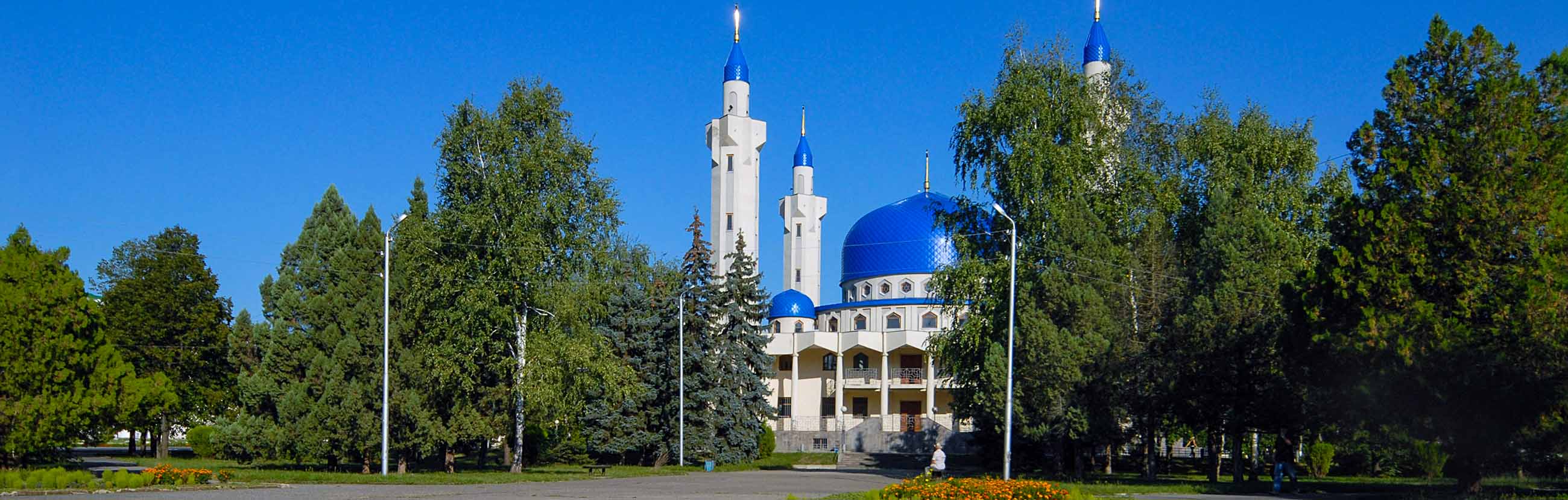 Плошет ленина майкоп. Майкоп краснодарский край. Соборная мечеть майкопа. Соборная мечеть краснодар. Майкоп фото города.