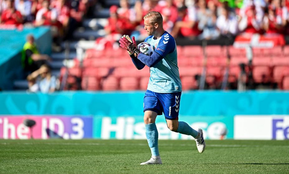 Вратарь сборной Дании Каспер Шмейхель готов к противостоянию со своим партнером по клубу, выступающим за Уэльс. Фото:Global Look Press