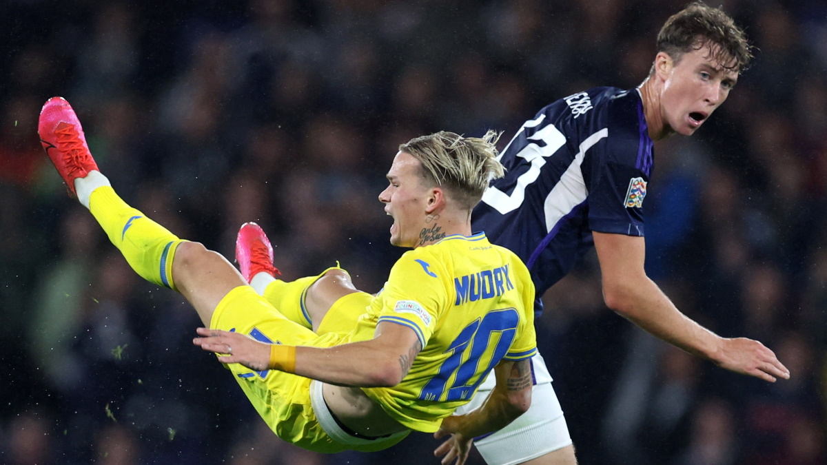 Мудрик и Украина завершают борьбу на молодежном Евро. Фото: REUTERS