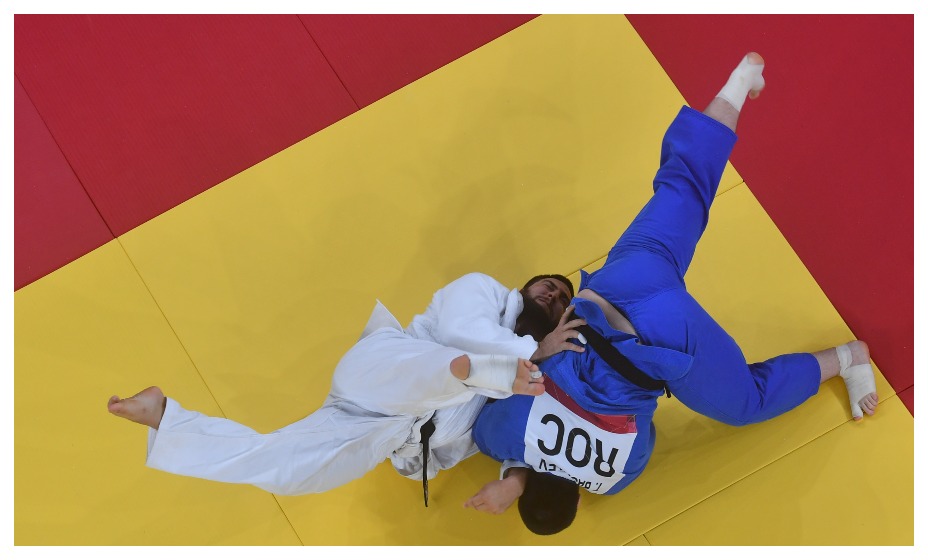 Россиянин Тамерлан Башаев разгромил украинца Якова Хаммо в Токио-2021. Фото: Global Look Press