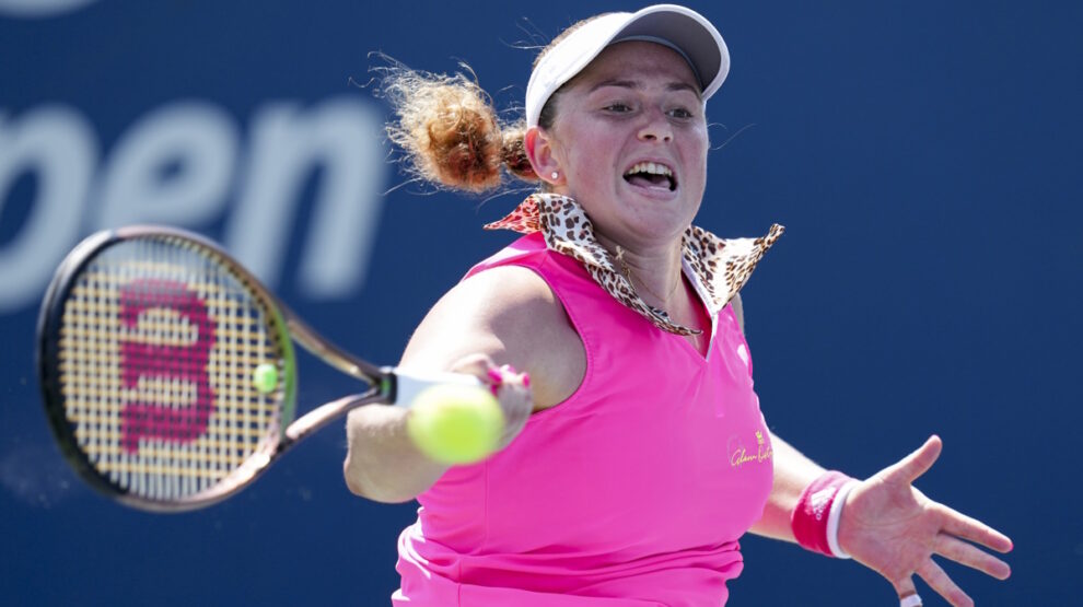 Елена Остапенко