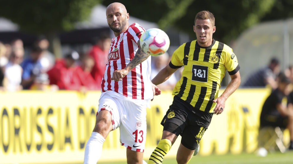 Кудряшов, футбол